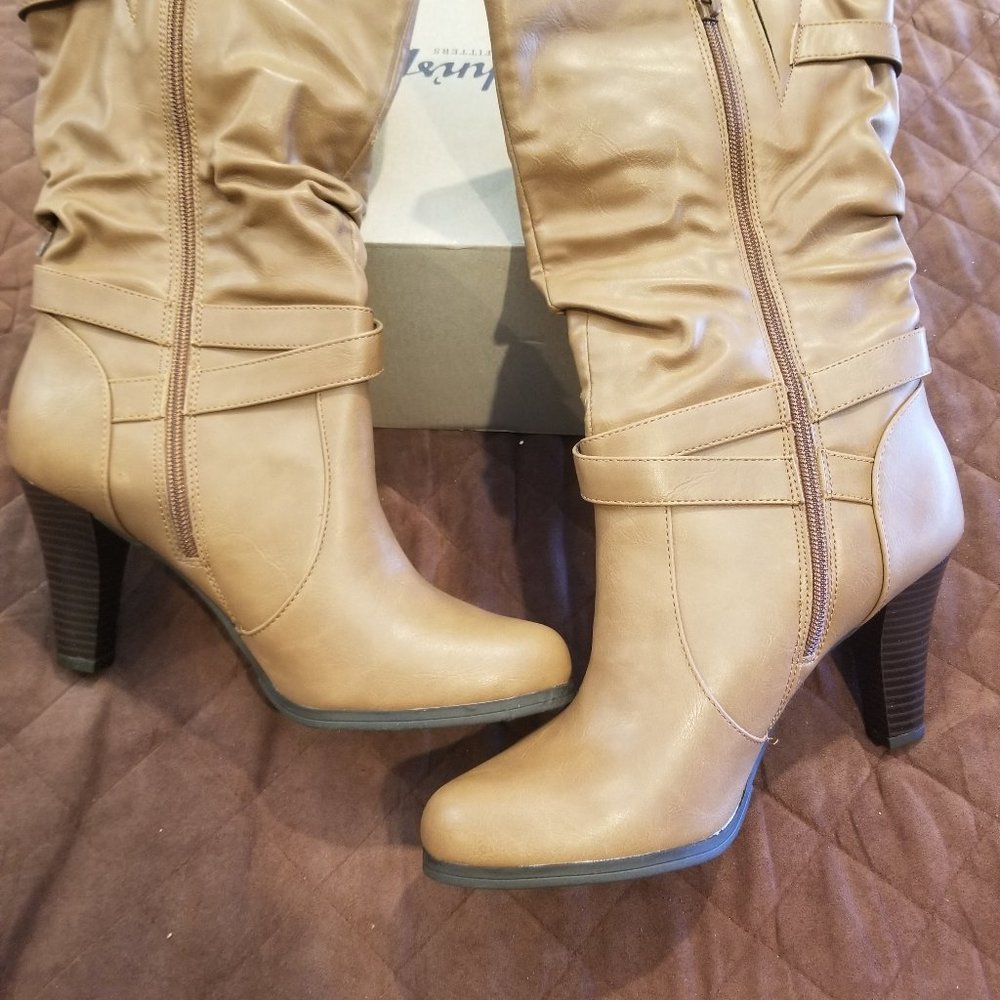 WOMEN ST JOHN BAY (AMARETTO) BOOTS